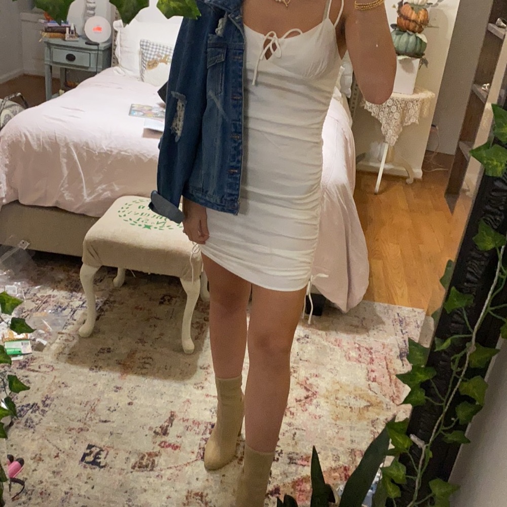 White Fox Ruched white dress small - Picture 3 of 10